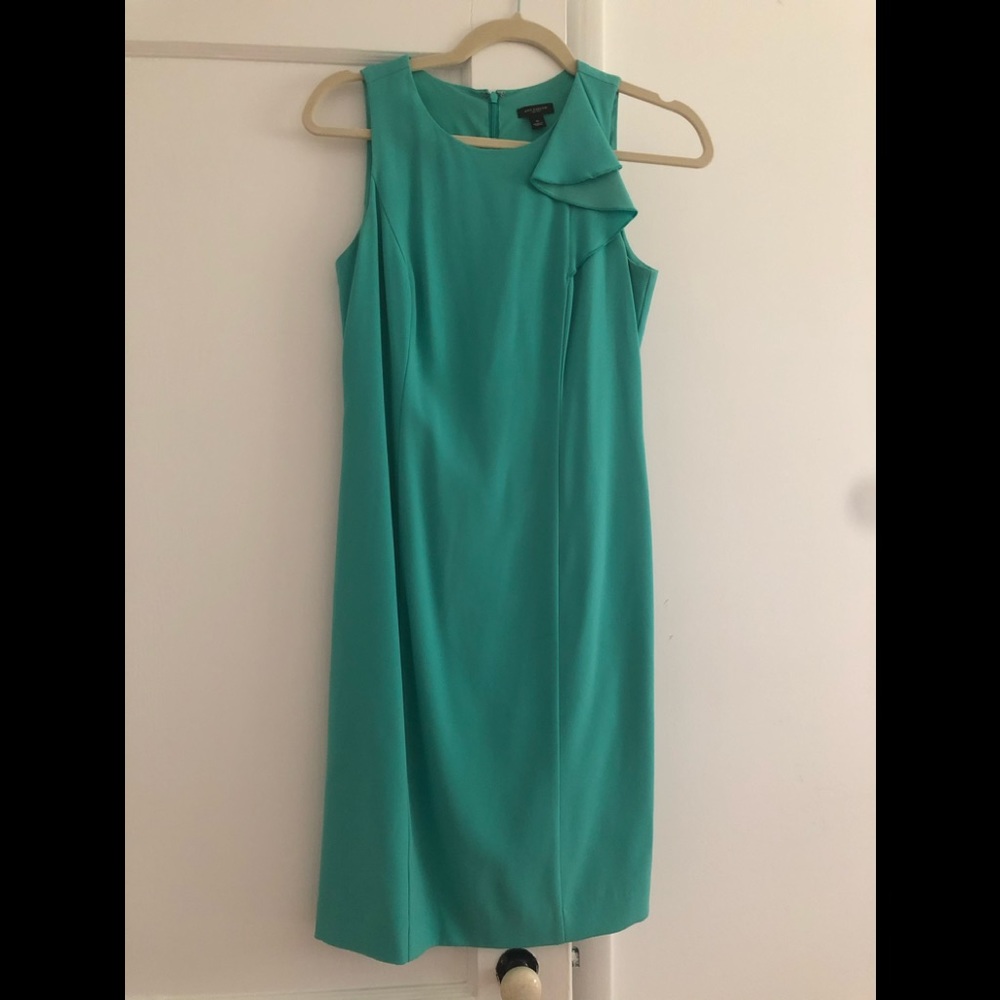 Ann Taylor green shift dress